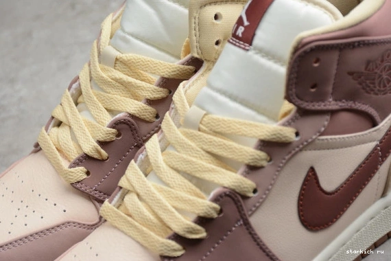 Mid DO7440-821 SE Smoky Pony Mauve DO7440-821 Dark 1 (W)  Jordan 0712